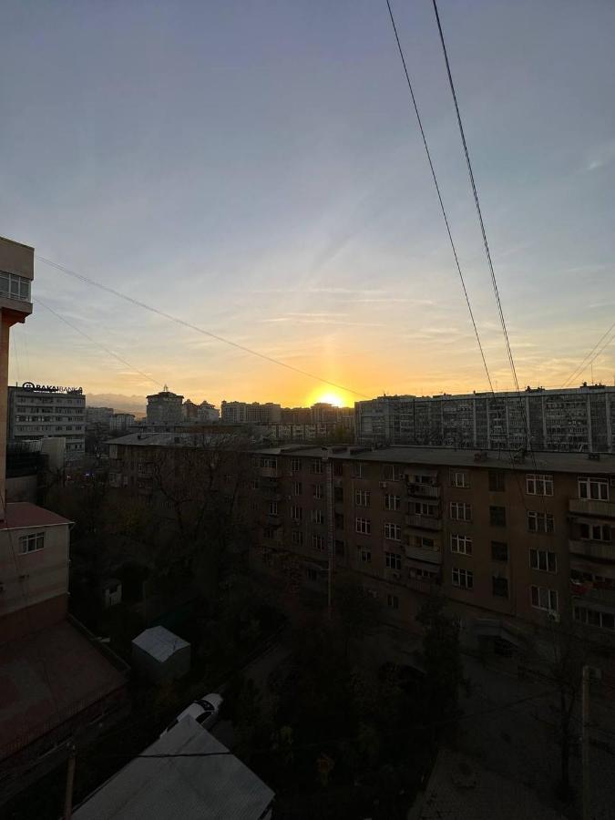 1-Room Apart. 21 On Usenbaeva 52 Near Eurasia Shopping Center Бишкек Екстериор снимка